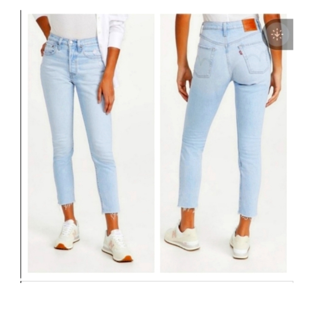 NWT Levi 501 Skinny